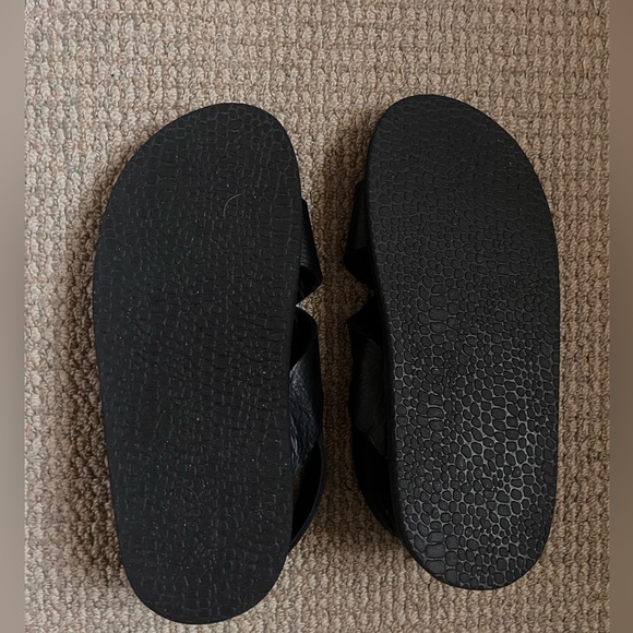 NWOT handmade black leather sandals - Picture 2 of 8